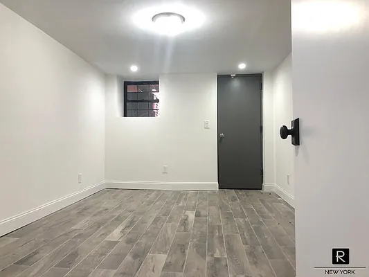 Rented by R New York | media 5