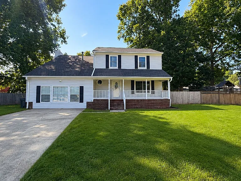 2 Eisele Ct — Photo 1