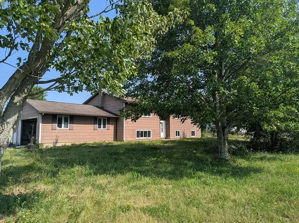 1080 Doyle Rd, Jefferson, OH 44047