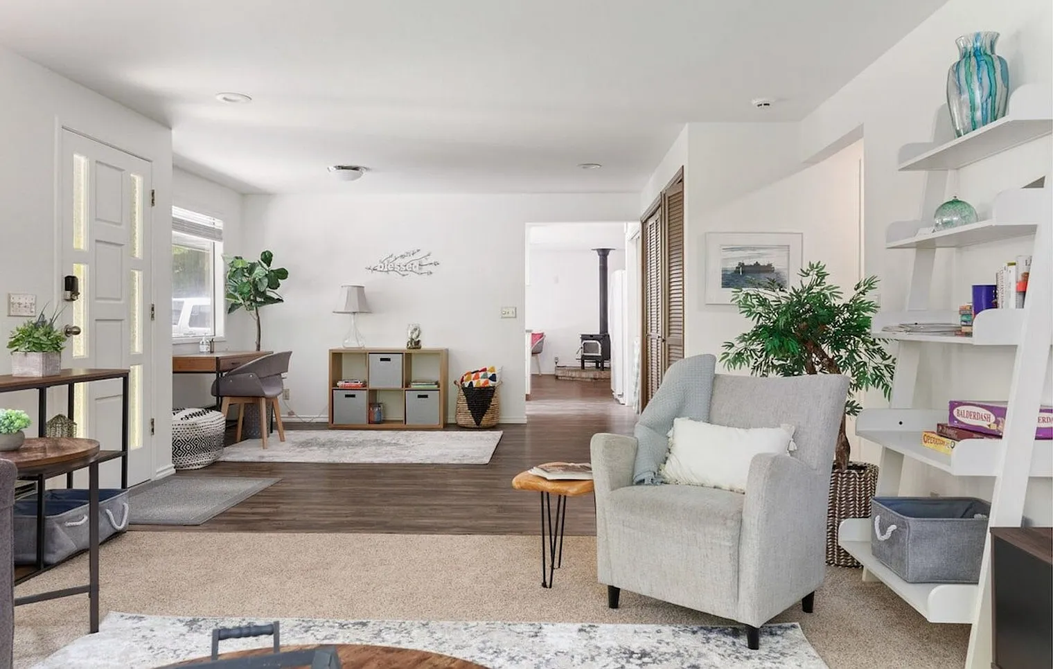 2 bed, 1.5 bath, $4,262 — Photo 3