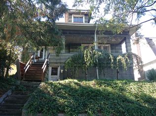 913 23rd Ave E, Seattle, WA 98112