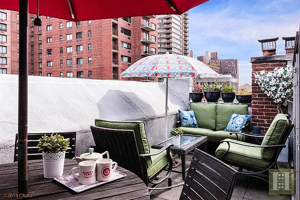 Sold by Halstead Real Estate | media 12