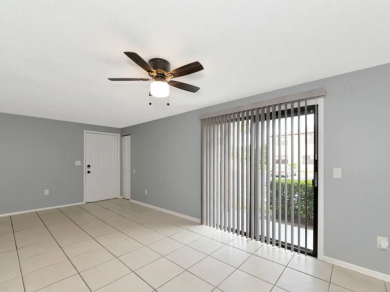 5026 Water Oak Dr #109 — Photo 6