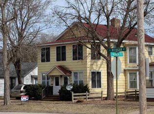 406 N Michigan St, Prairie Du Chien, WI 53821