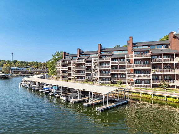 2nd image of 142 Lake Hamilton Dr APT 102