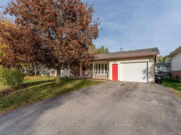 224 Christopher St, Clearview, ON L0M 1S0