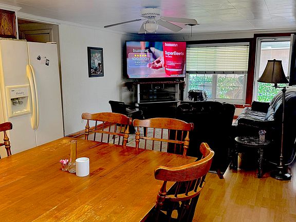 2nd image of 3601 39th St