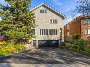 31 Fortieth St, Etobicoke, ON M8W 3M8
