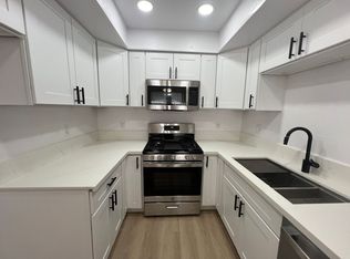 205 Springfield Ave APT 3, Huntington Beach, CA 92648