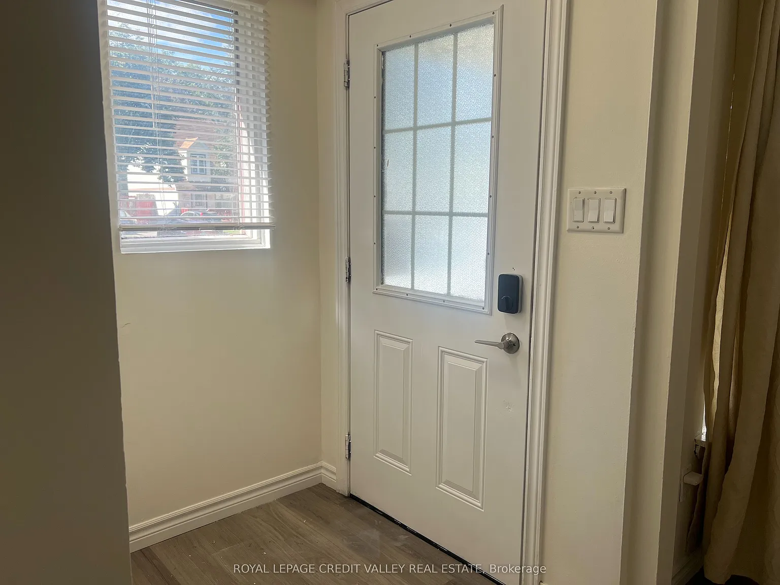 3 bed, $2,700 — Photo 4