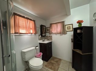 1750 Rio Vista Dr #B, Bullhead City, AZ 86442