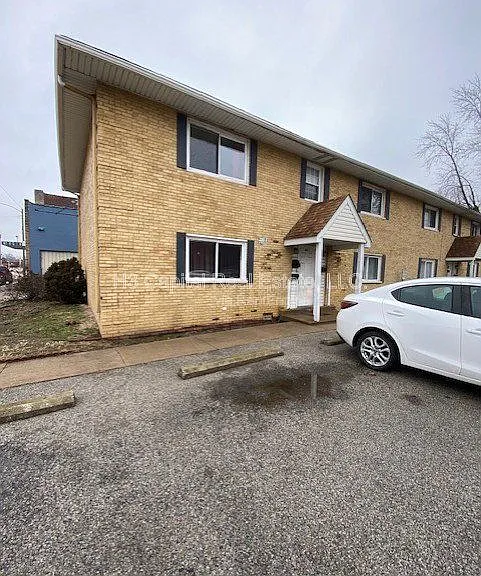 412 Madison Ave #E — Photo 2