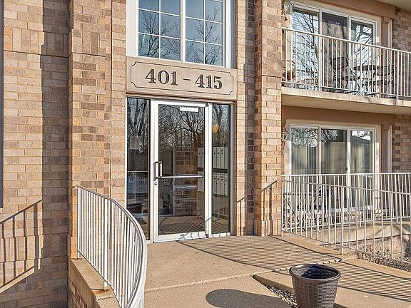3rd image of 405 Swan Dr #1-A
