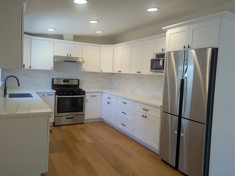 1122 Myrtle Dr — Photo 8