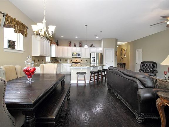 3rd image of 1432 Lindo Dr