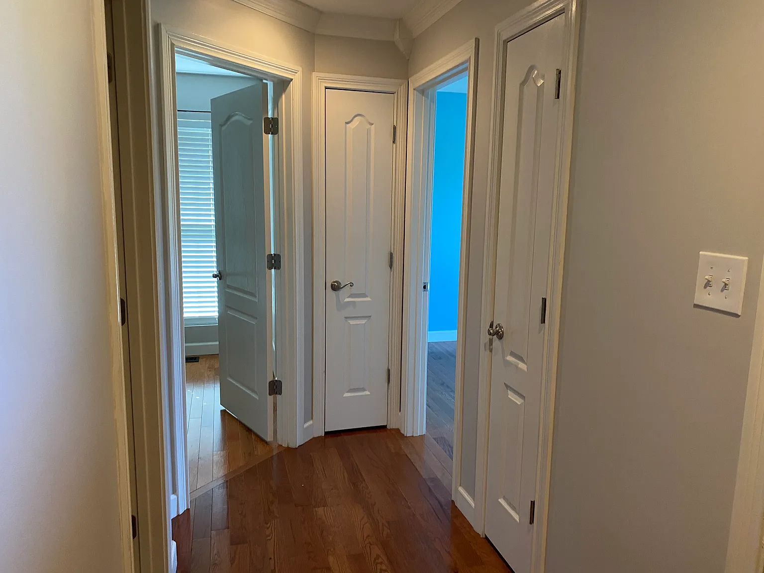 3 bed, 1334 sqft, $2,400 — Photo 2