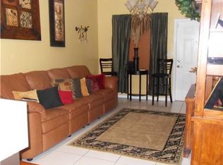 15500 S Roundtable Rd, Davie, FL 33331