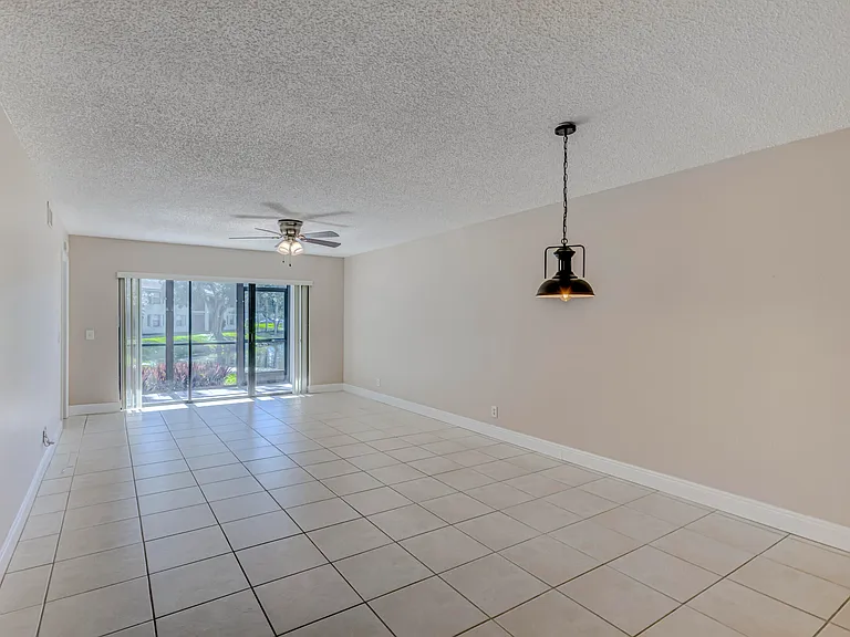 601 Sabal Ridge Cir #A — Photo 15