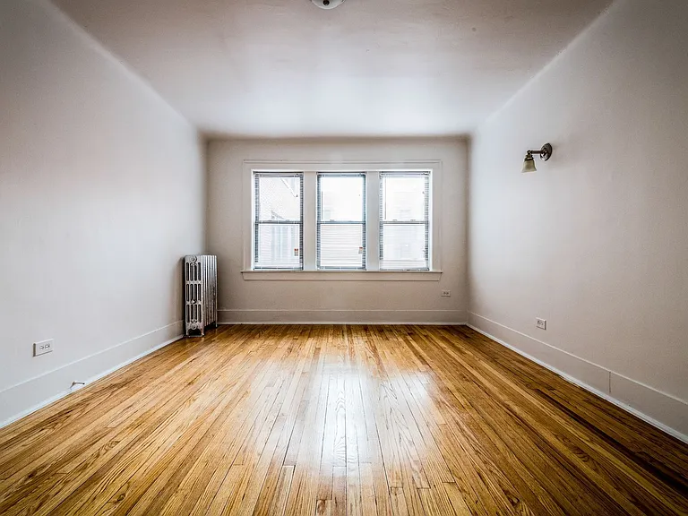 5328 W Harrison — Photo 14