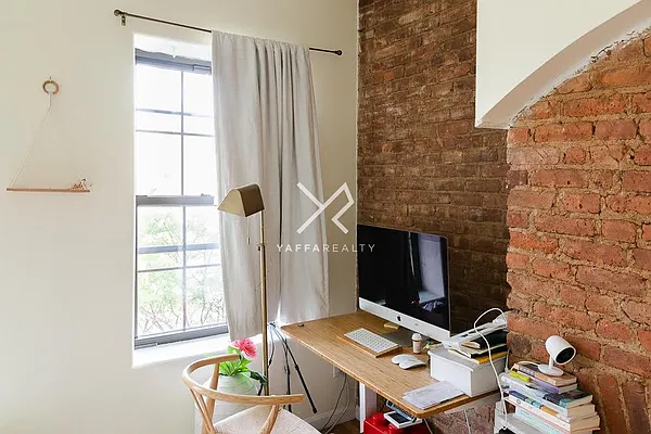 Rented by Yaffa Realty LLC | media 14