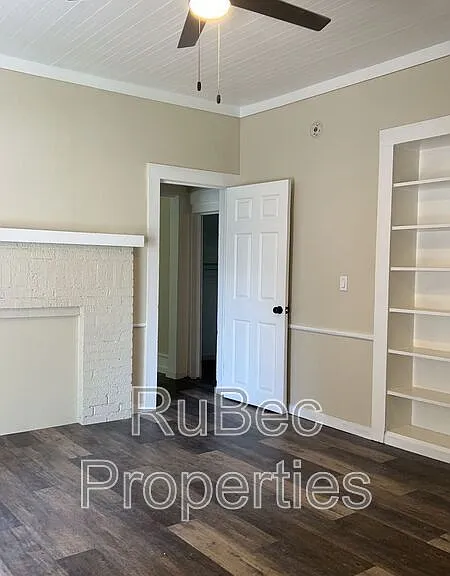 201 E 3rd Ave #3 — Photo 6