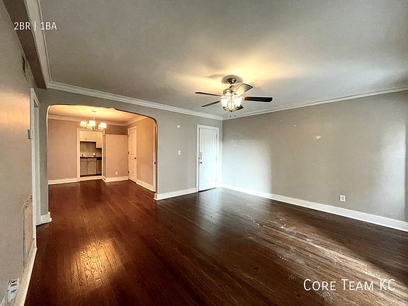 4th image of 710 W 48th St #202