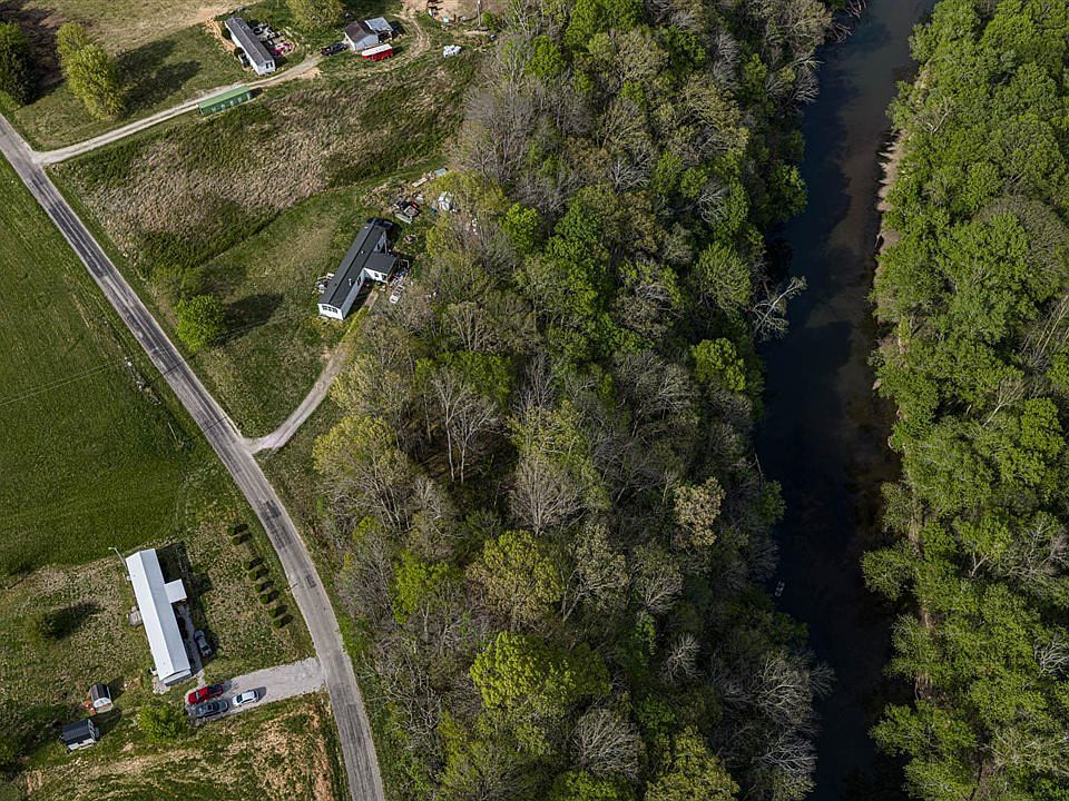 2nd image of 4396 Colesbend Rd