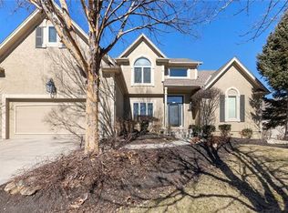 19920 W 99th St, Lenexa, KS 66220