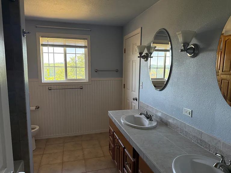 2732 Fairview Ct — Photo 15