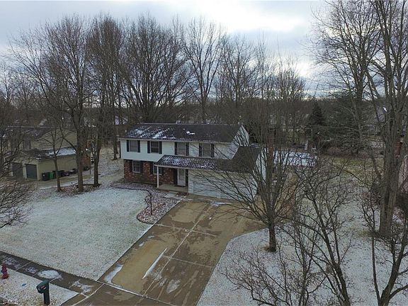 3rd image of 4891 Heights Dr