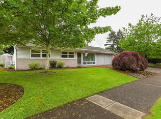 10810 NE Sacramento St, Portland, OR 97220