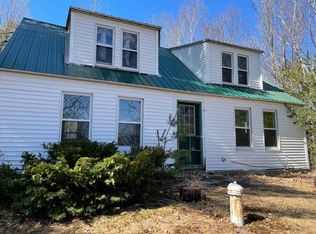 2 Island Path, Ossipee, NH 03864