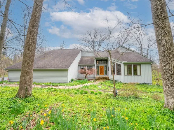 7803 Hickory Hill Ln, West Chester, OH 45241