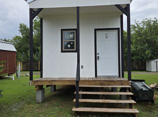 606 9th St #2, Dickinson, TX 77539
