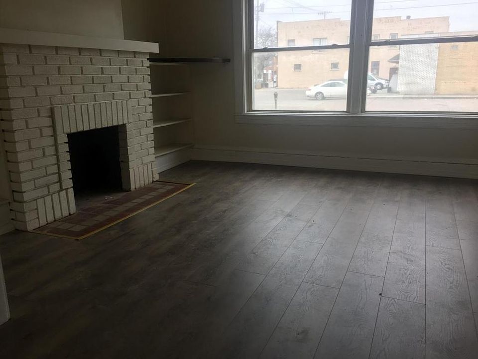 2nd image of 1681 Waterbury Rd APT 2