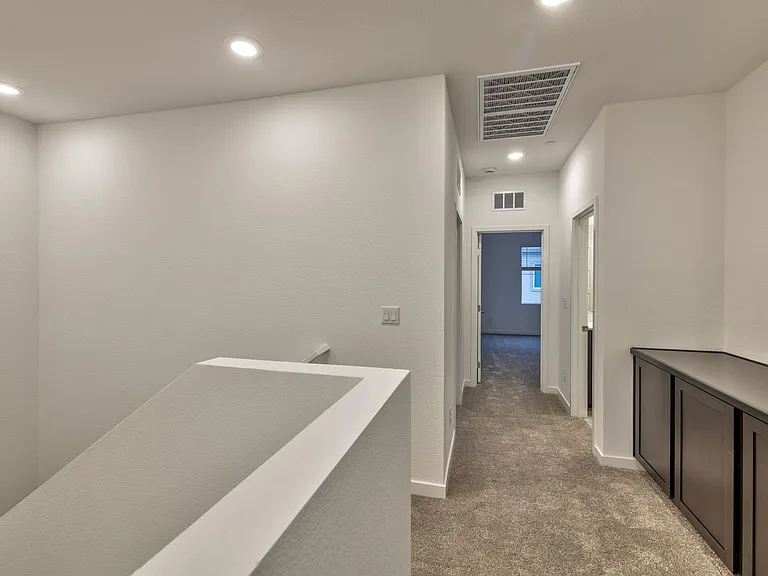 2553 Venetia Pointe St — Photo 7