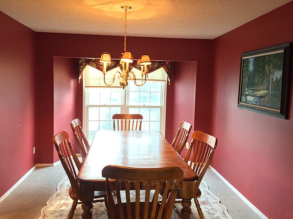 Dining room:14x11