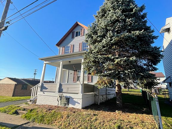 2nd image of 29 W Monroe St