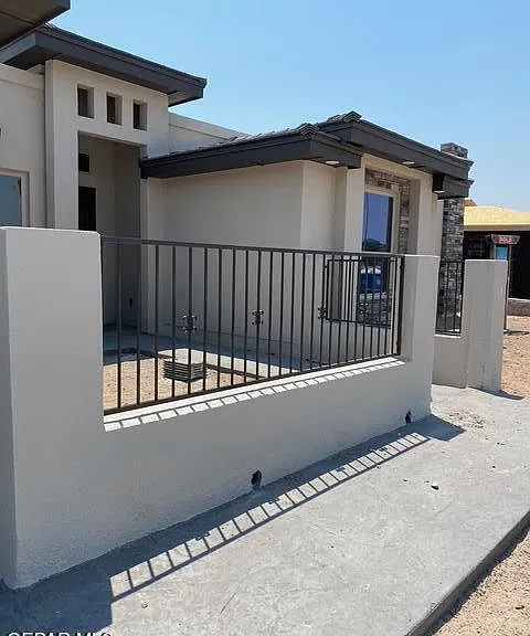 7434 Sidewinder Bend Dr — Photo 4