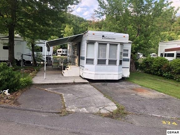 3rd image of 4229 E Parkway Lot 374
