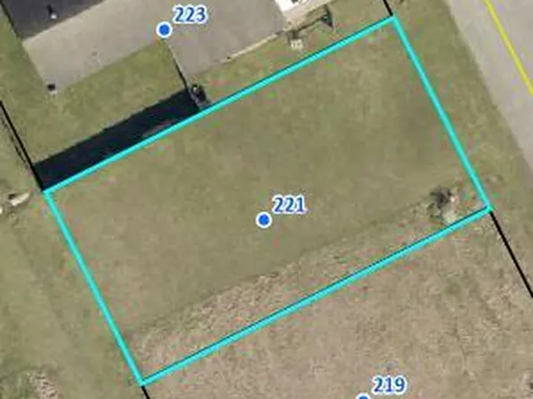 221 Laurelwood Dr, Lafayette, LA 70501