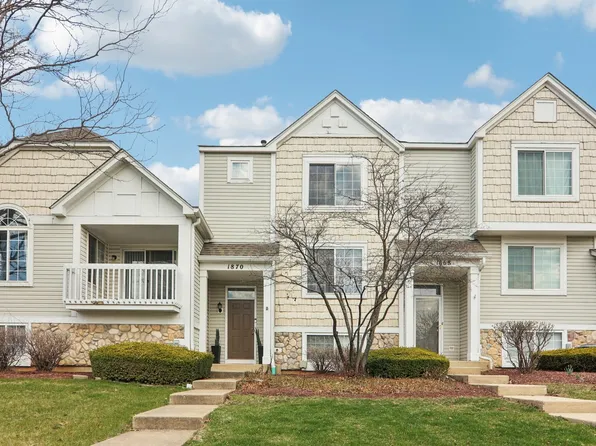 1870 Middlebury Dr, Aurora, IL 60503