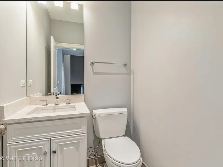 1415 E Fleming Dr S — Photo 25