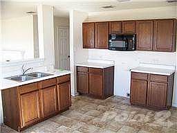 Ktichen with lots of space