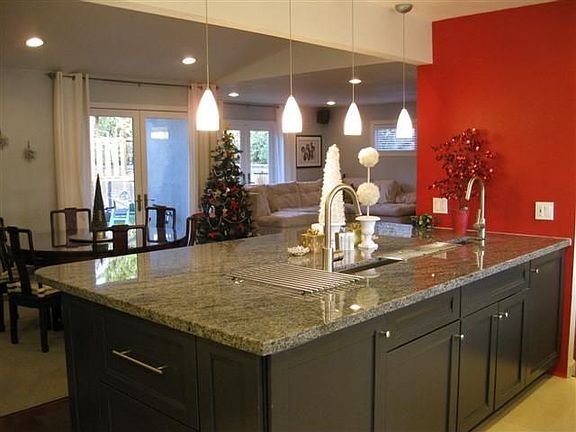 Kitchen Granite Island