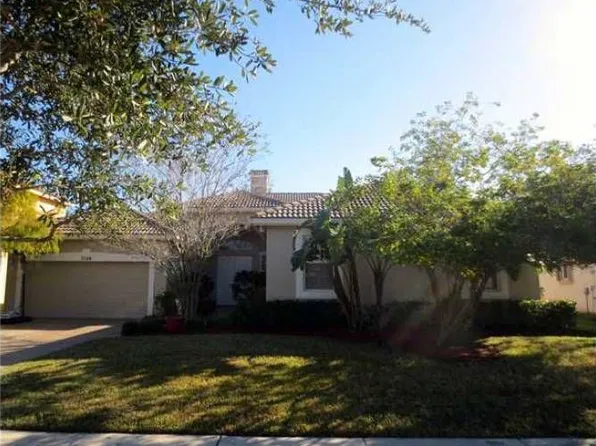 7124 NW 47th Ln, Pompano Beach, FL 33073