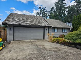 6756 Dogwood St, Springfield, OR 97478