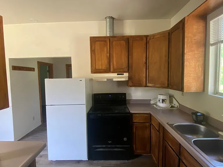 215 Ski Village Dr — Photo 4