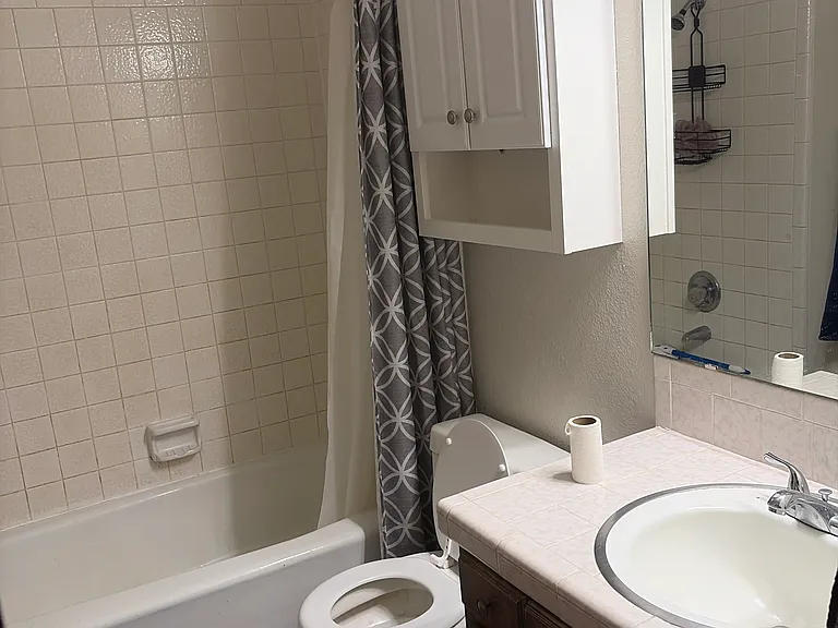 305 Chanticleer Pl — Photo 5