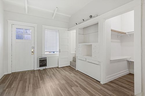 5th image of 14 Wavecrest Ave #4